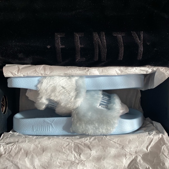 Rihanna Fur Slides by PUMA - Picture 3 of 3